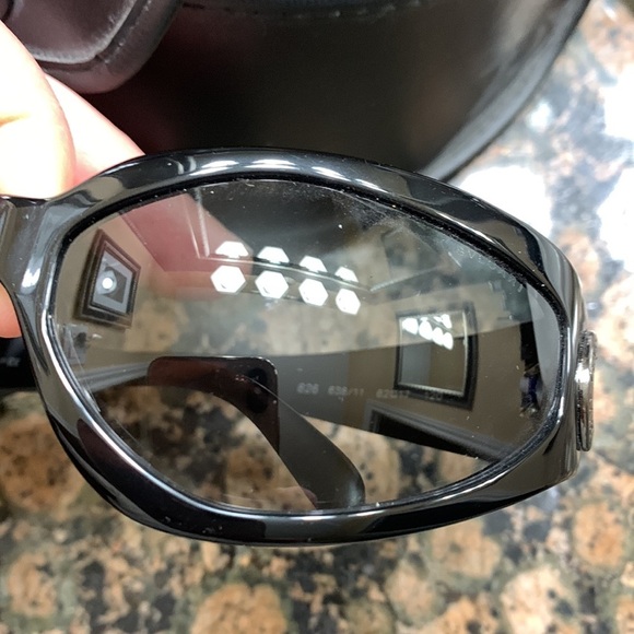 Bvlgari Womens Black Sunglasses and case 🔴 - Picture 6 of 9